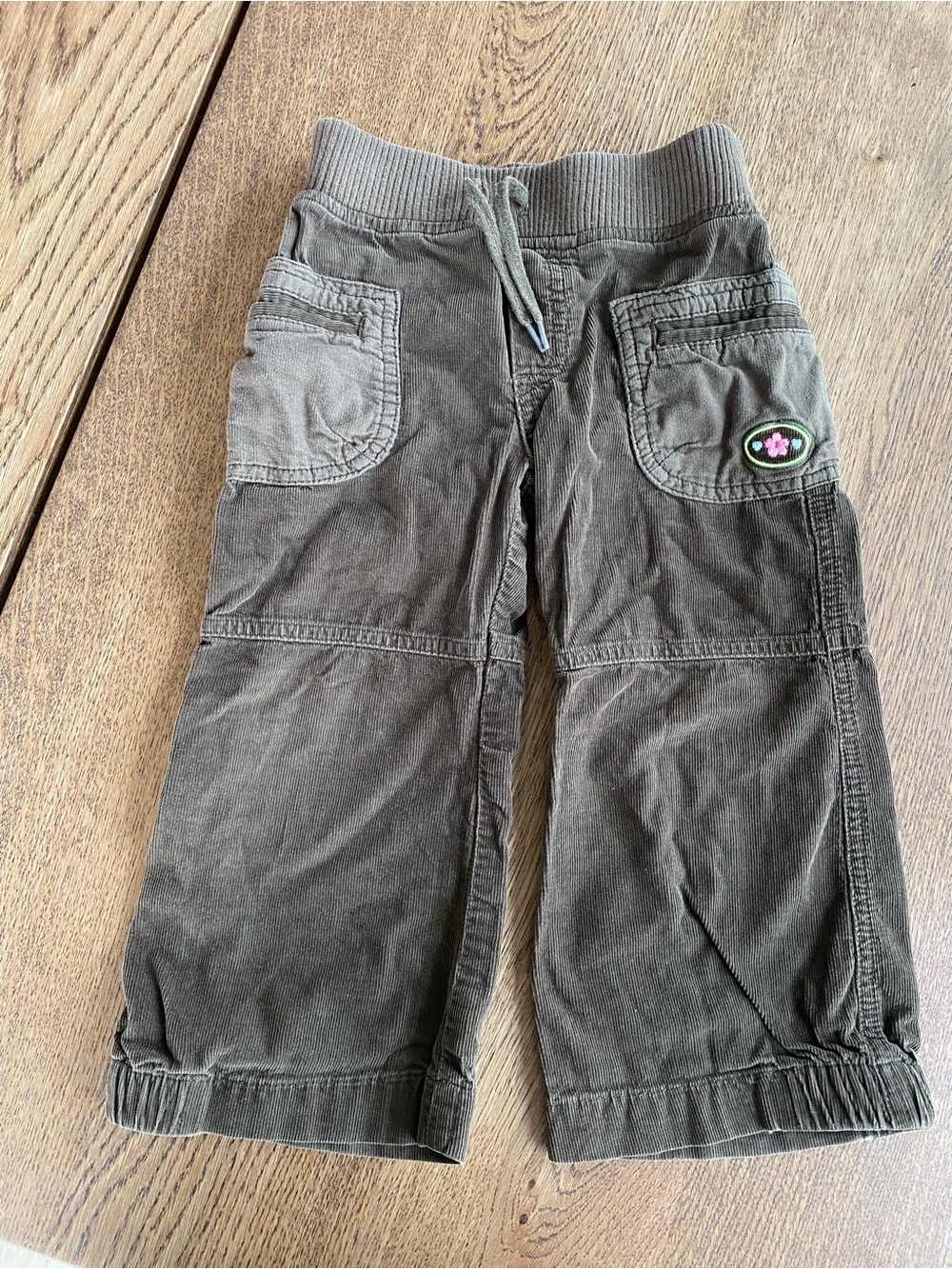 Vintage Carter’s hunter green Corduroy floral embroidered Cargo Pants